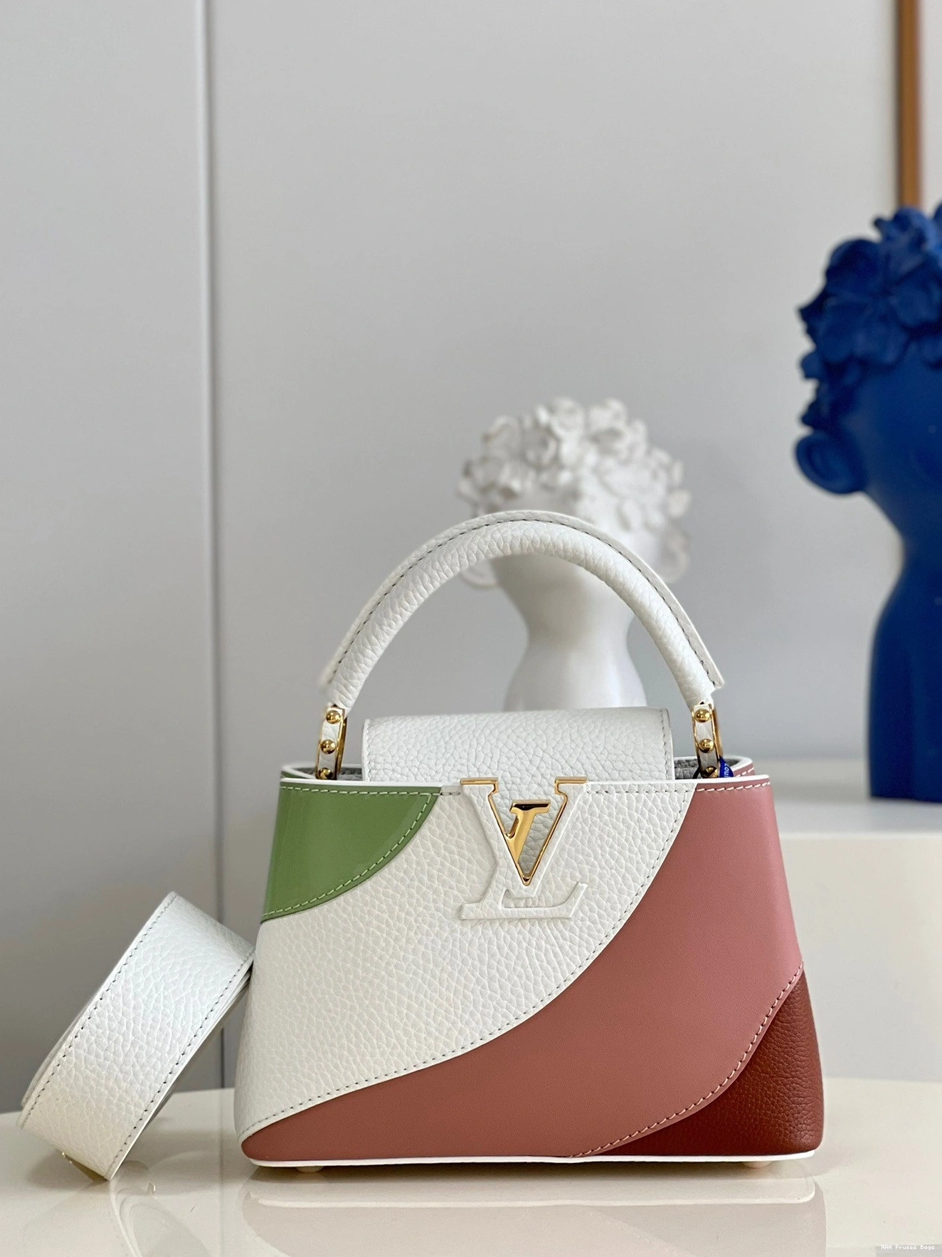 AAA Replica Ru LOUIS VUITTON MINI CAPUCINES 0713